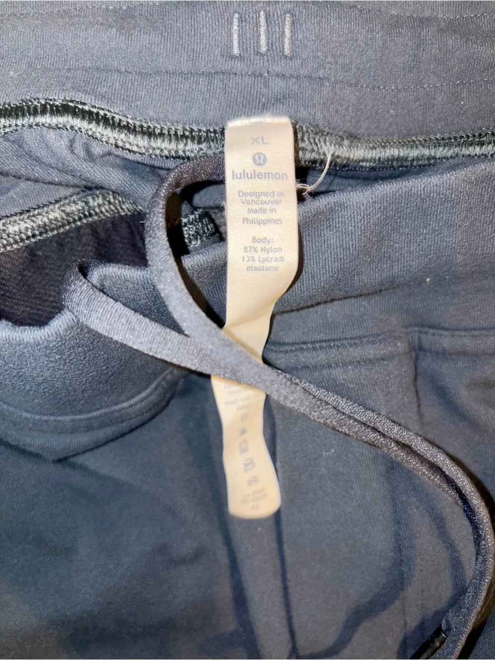 Lululemon Men's Discipline Pants Size XL Navy 32